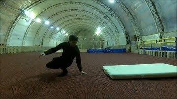 Macaco Twist or One handed Backhandspring 360