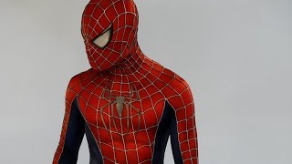Raw Footage Spider-Man Costume Replica - Unedited! Part 1/2
Heres some awesome unedited footage of the spiderman suit being filmed in a professional film studio.
See part 2 here:
https://youtu.be/qu8Q7kWkGDE
This is the final video:
https://youtu.be/AF6jYA885sQ
My youtube channel:
https://www.youtube.com/SpideyPlanet
I try to make a new video as often as possible, if you dont want to miss any be sure to subscribe:
https://www.youtube.com/subscription_center?add_user=SpideyPlanet
Oh yeah, doing a movie shoot of the spider-man costume is always super exciting. The spider-man suit in the video is the very first costume on which all the new updates came together. This suit was the first to feature the new pattern design and the new webs. Also I had just finished the latest update on the 3D printed face shell, making this the fourth and final version. After a few minor adjustments on the side of the shell, the jaw and the nose, the face shell design is now as good as it can possibly be. Everything worked out perfectly, the pattern fits like a glove and all the webs fit in their right position. The eyes of the spider man costume are magnetically removable, which offers a lot of comfort for the person wearing the suit.
Find out more about me and the spider man suit on:
http://www.Facebook.com/SpideyPlanet
http://www.YouTube.com/SpideyPlanet
http://www.SpideyPlanet.com Raw Footage Spider-Man Costume Replica - Unedited! Part 1/2