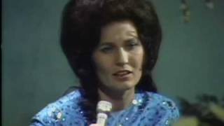 Loretta Lynn - The Third Man chords