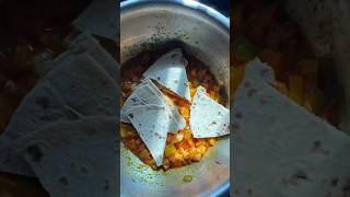 Leftover Roti Turned Into a Tasty Snack 😍 #RotiRecipe #IndianFood #QuickRecipe #EasyCooking