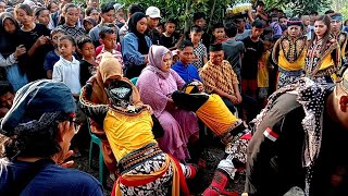 Download Lagu TLUTUR EBEG WIJAYASARI DI PENGADEGAN WANGON MP3 Download Lagu TLUTUR EBEG WIJAYASARI DI PENGADEGAN WANGON MP3