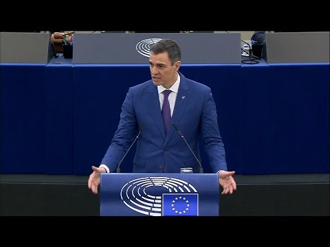Sánchez advierte a la Eurocámara de la ultraderecha "que no cree en Europa"