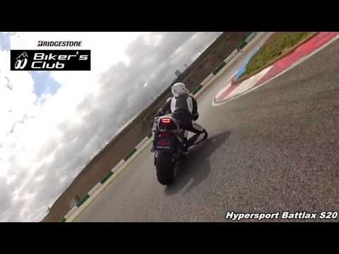 Onboard Duell - Stefan Bradl vs. Tim Röthig auf Fireblades mit S20 Pneus in Portimao