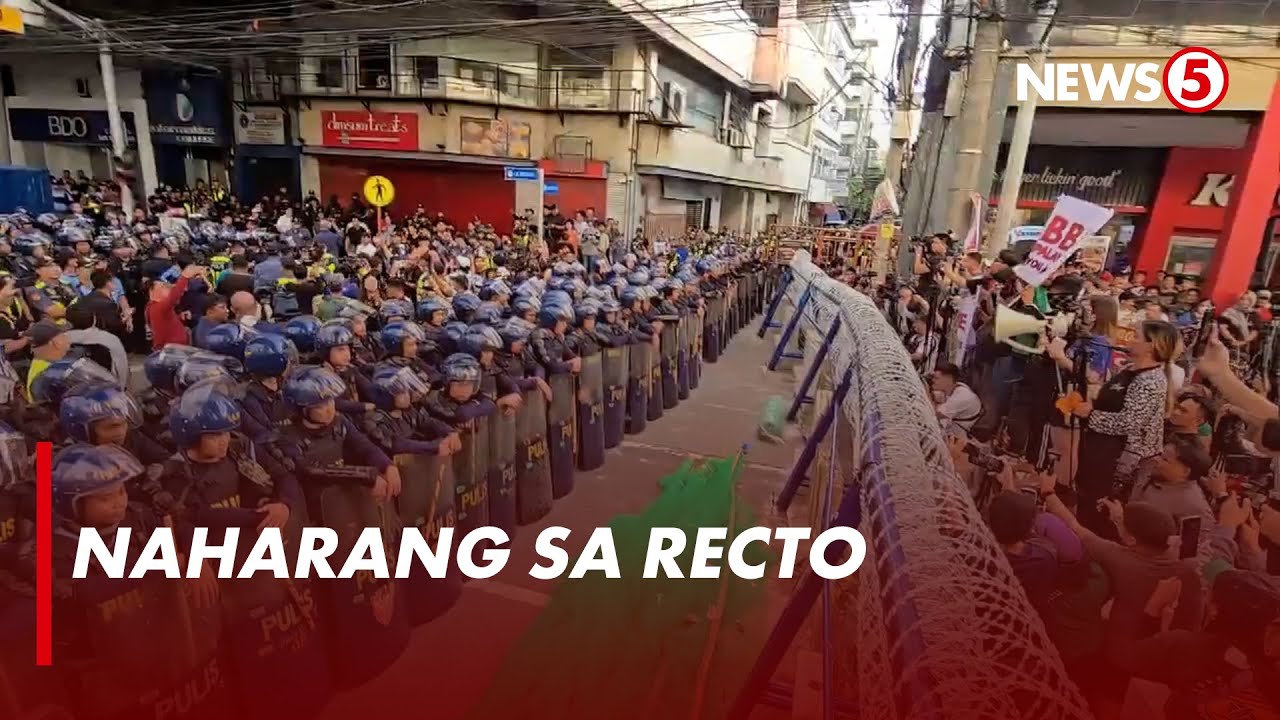 Pro-Duterte groups, naharang ng police barricade sa Recto, Manila