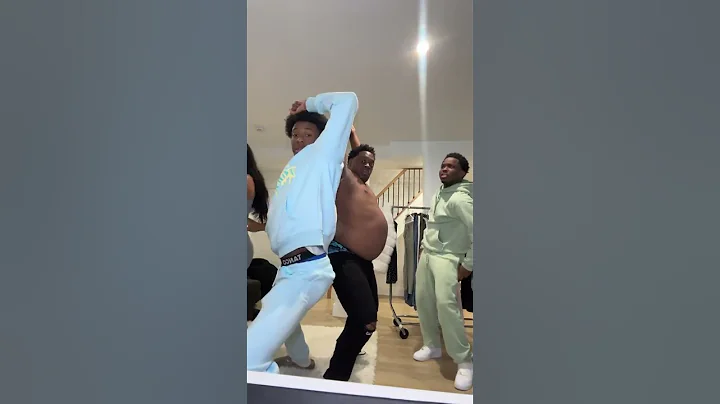 Zoe Spencer, ZeddyWill, Sturdyyoung, OhthatsMizz☀️💙 || #fypシ゚|| #trending || #dance || #newdance