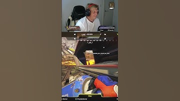 When your mate leaves a funny portal! Apex legends clip!