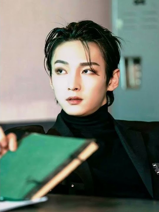 ⚠️Flash Warning⚠️ #kpop #kpopedit #shorts #fyp #fypシ #hot #sf9 #zuho #sf9zuho #fantasy #fmv #mnet
