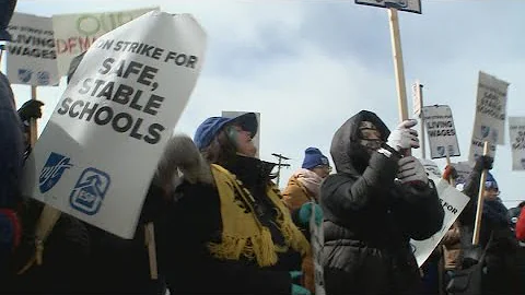 WATCH LIVE: Minneapolis teachers union presidents to hold briefing on negotiations