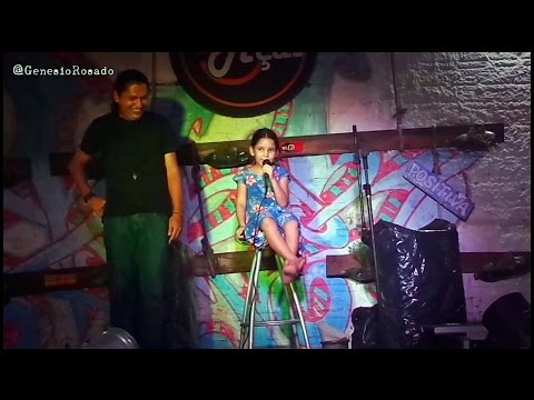 Uma garota de 6 anos subiu no Palco! - Open Mic