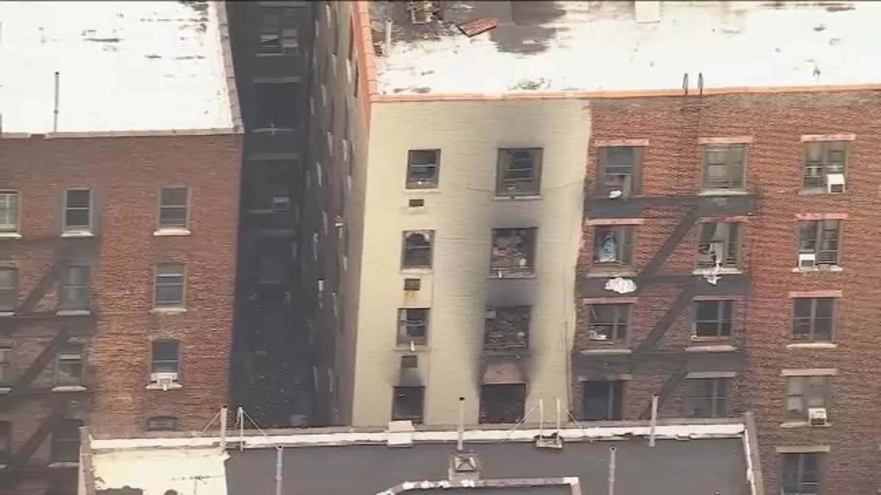 1 dead, more than a dozen injured in Harlem apartment building fire ...