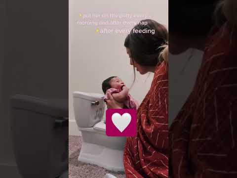 how to start early potty training👶🏻🚽 #pottytraining #pottytrain #baby #newmom #sahm #newmom #baby
