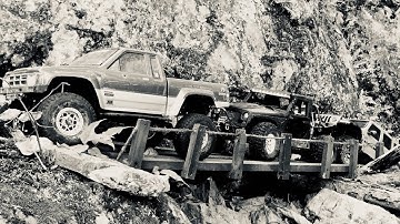 [Axial SCX10 III~SCX10 II~Custom~HPI Venture~Vaterra Ascender] Rock trail adventure