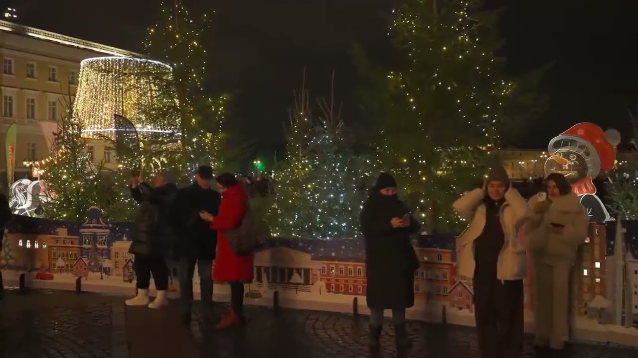 Уходит год.