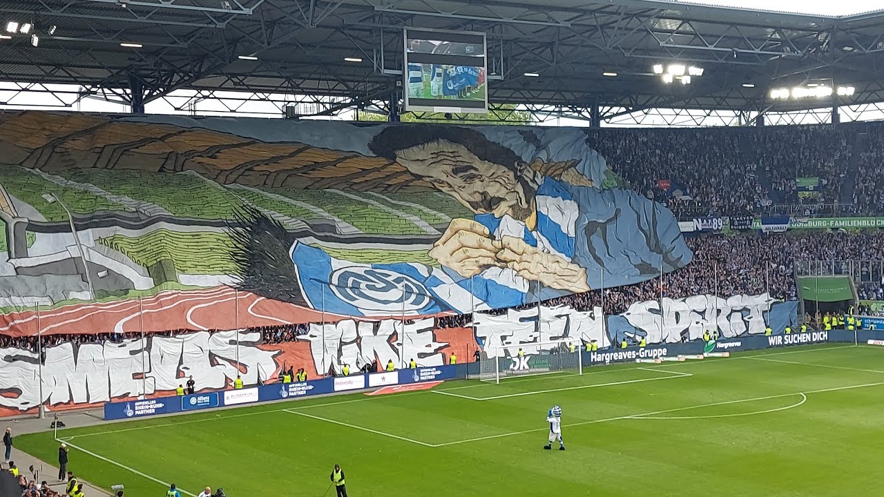 MSV Duisburg  : Rot Weiss Essen Choreo von beiden