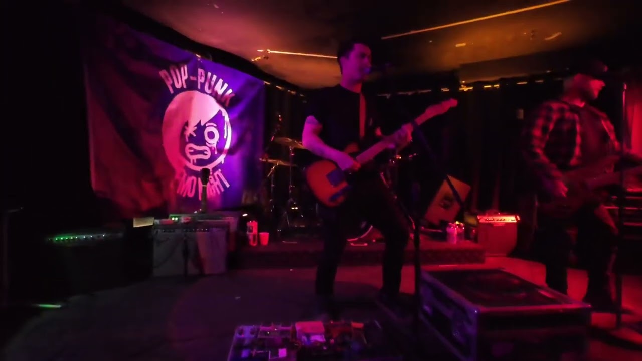 Again I Go Unnoticed- Listen Up Kid (Dashboard Confessional cover)