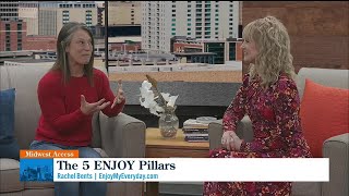 The Joy Project: Nurturing Connection (3 simple ways to feel less lonely + “1 joyful text a day”)
