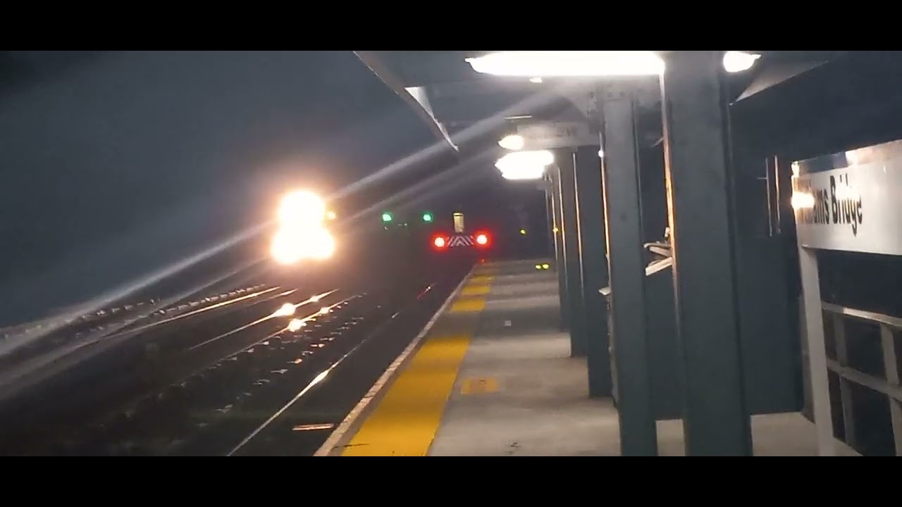 Metro North Grand Central M3A Train 504 Flying Past Willamsbridge metro-north-grand-central-m3a-train-504-flying-past-willamsbridge