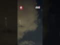 شاهد لحظة تشظي صاروخ إيراني في سماء إسرائيل بعد اعتراضه خلال الرشقة الأخيرة