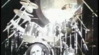 QUEEN - Live in Munchen 1978 - Keep Yourself Alive / We Are The Champions