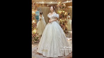 Chiếc váy vạn người mê tại showroom Fairytale Bridal  Mju Studio #mjustudio #chupanhcuoidephanoi