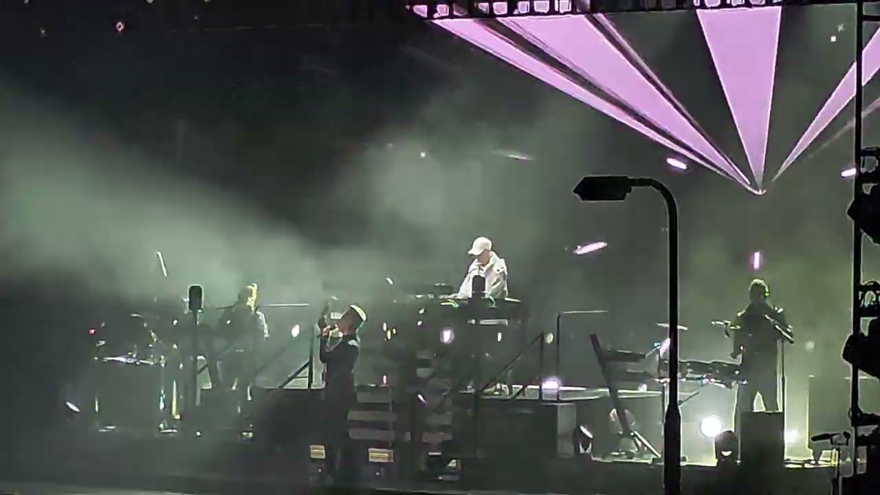 Pet Shop Boys Left to My Own devices, 27 febrero 2026 Movistar Arena Chile. 