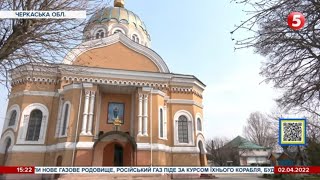 Виволокли попа-призначенця з храму і хочуть перейти в Українську Церкву