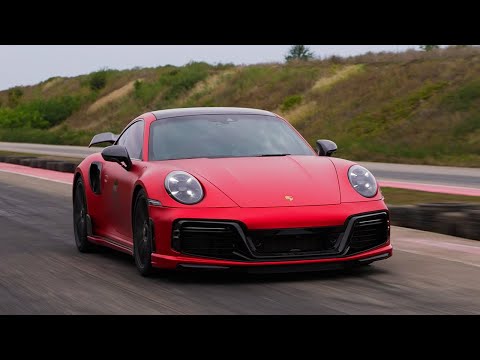 Видео: 900+ HP PORSCHE 911 Turbo S TECHART - По ТРЕКУ это Вам не по прямой!