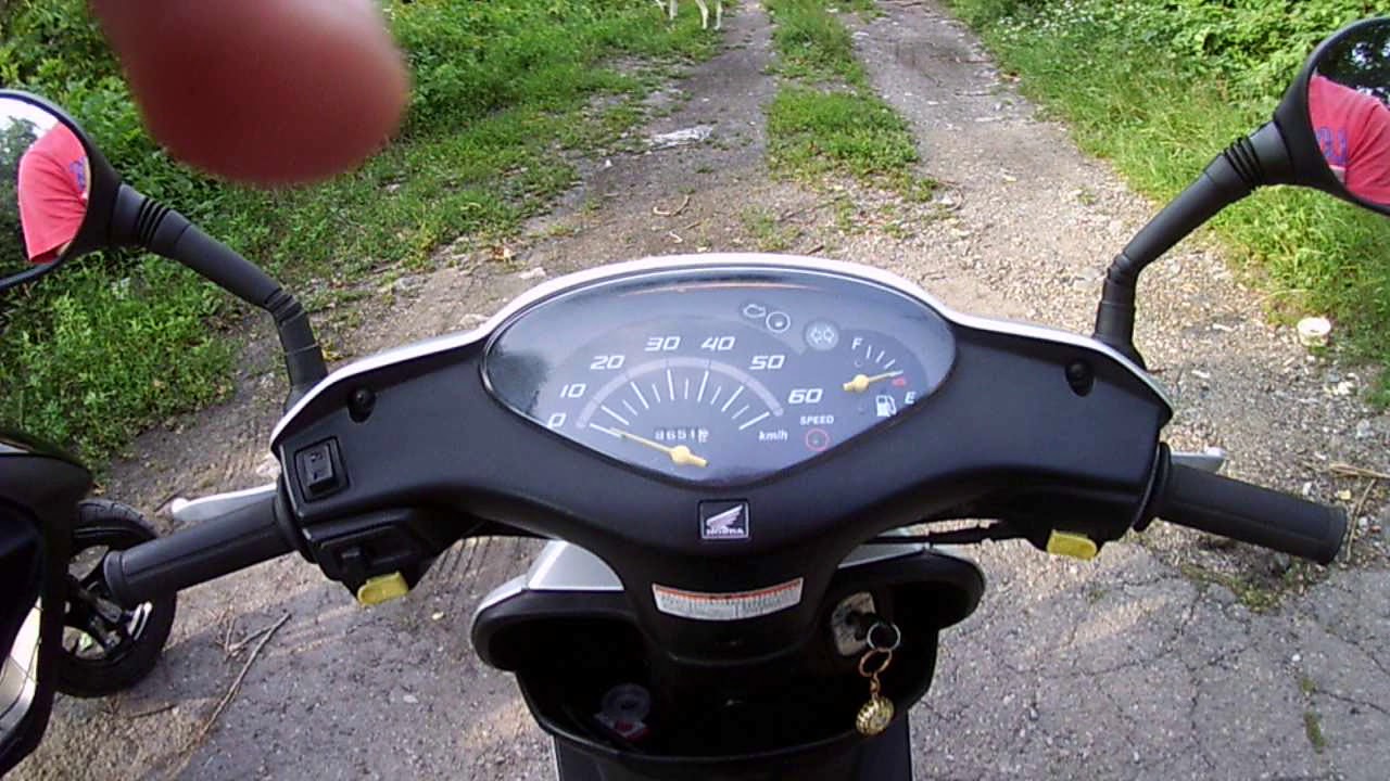 Скутер honda af 68 Скутер honda af 68