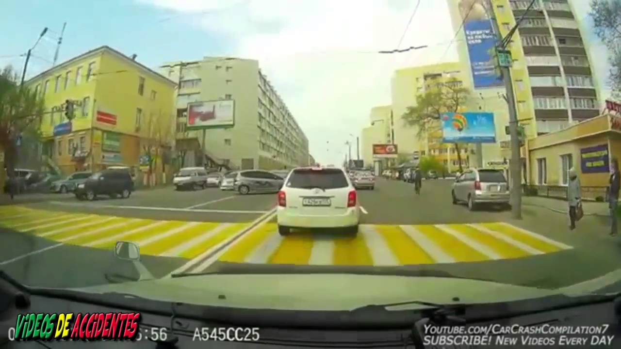 Vídeos de Accidentes Fatales En Vivo Carros y Camiones 2015 YouTube