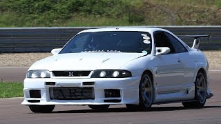 INSANE Flatout Nissan Skyline GTR33