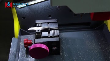 Android SEC E9 key machine:How to cut Buick Excelle 8 cut key DWO4 by using different ways