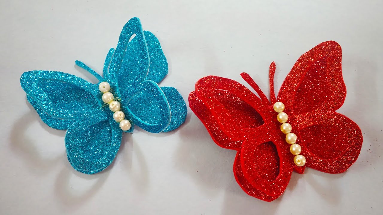 Butterfly in moldable foami or flexible dough / Centers for bows 