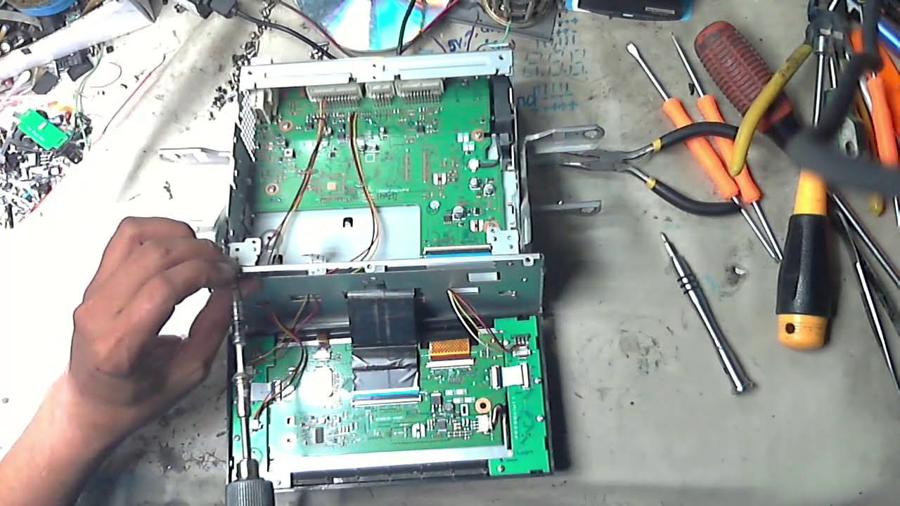 Toyota Toyota 86140-0E310 Fujitsu CD Bluetooth USB - YouTube