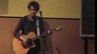 Howie Day - 08 - Bunnies - Live 07-26-2001 chords