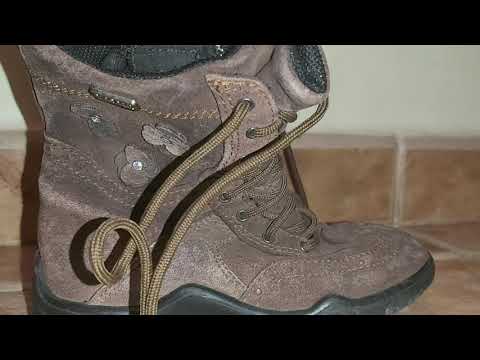 Video: 4 moduri de a curăța pantofii Converse albi