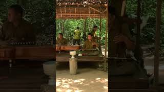 Khmer Traditional  At Ta Prom Temple