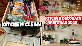 KITCHEN CLEAN, DECORATE & SMALL DECLUTTER/ Decorating the kitchen for Christmas 2023