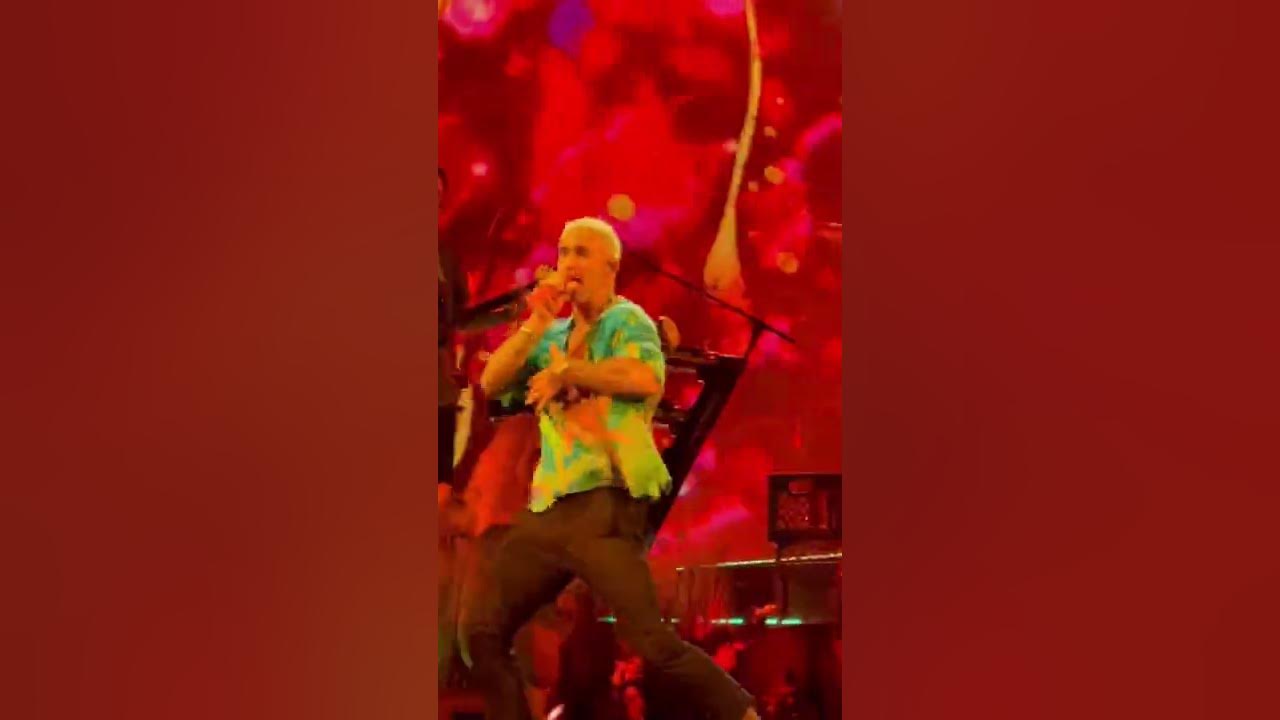Maroon 5 - One More Night (Live)