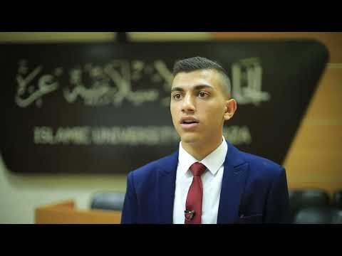 مناقشة مشروع تخرج طلبة من قسم الهندسة المدنية