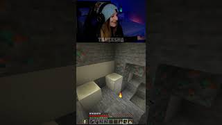 #taneesha on #twitch | first time finding a fossil  (hardcore minecraft)
