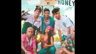 CNCO Ft Natti Natasha - Honey Boo