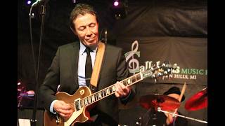 ''SMOKESTACK LIGHTNING'' - GUITAR SOLO by BOBBY MURRAY