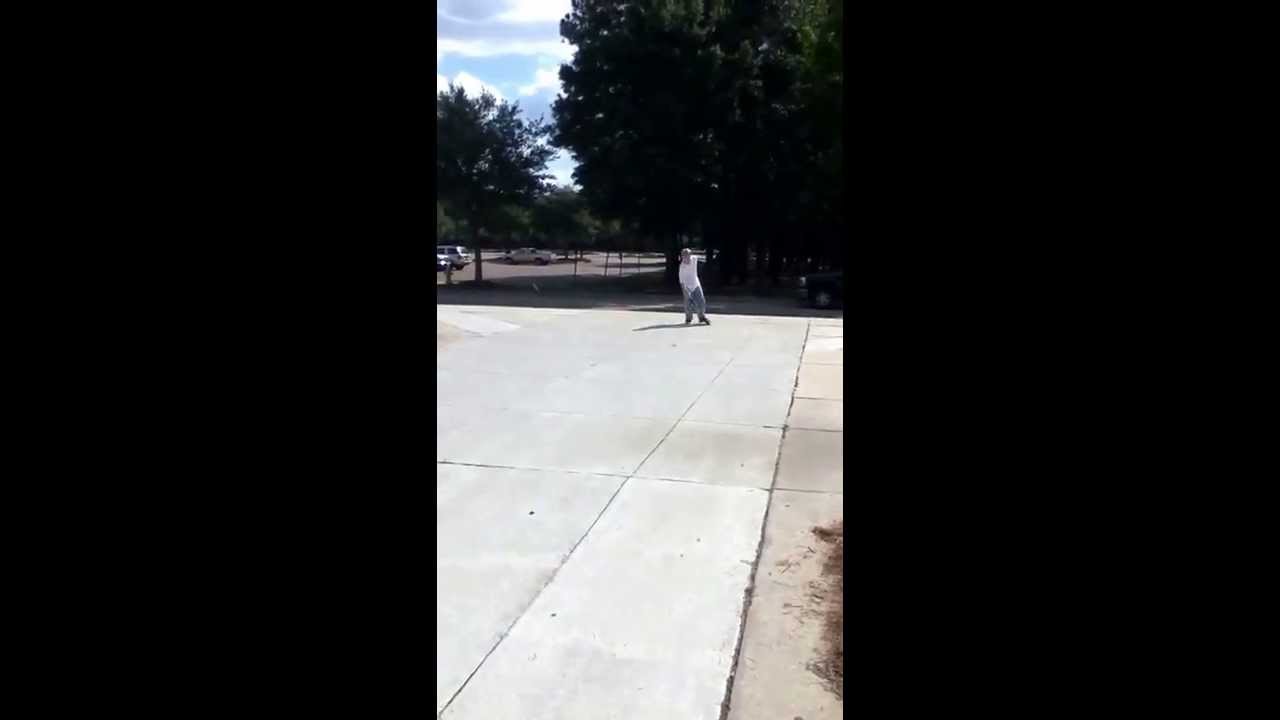 My friend Keith (moltenmap) falls on his ass! :P