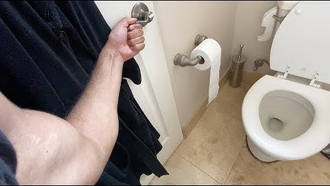 TRAPPED IN BATHROOM FOR HOURS! (NOT CLICKBAIT)