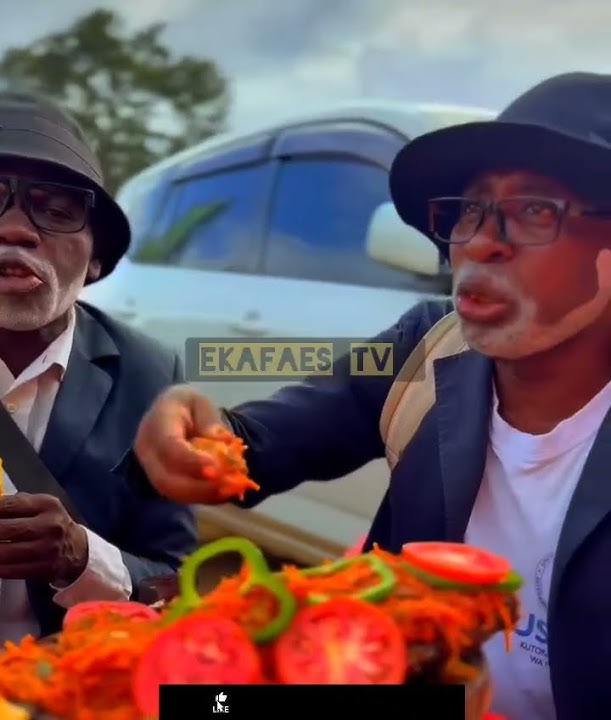 BODA BODA UKIMPA BUKU UNAMKUMBATIA UNAVOTAKA #ekafaes #duet #comedyg #comedyfilms #funny