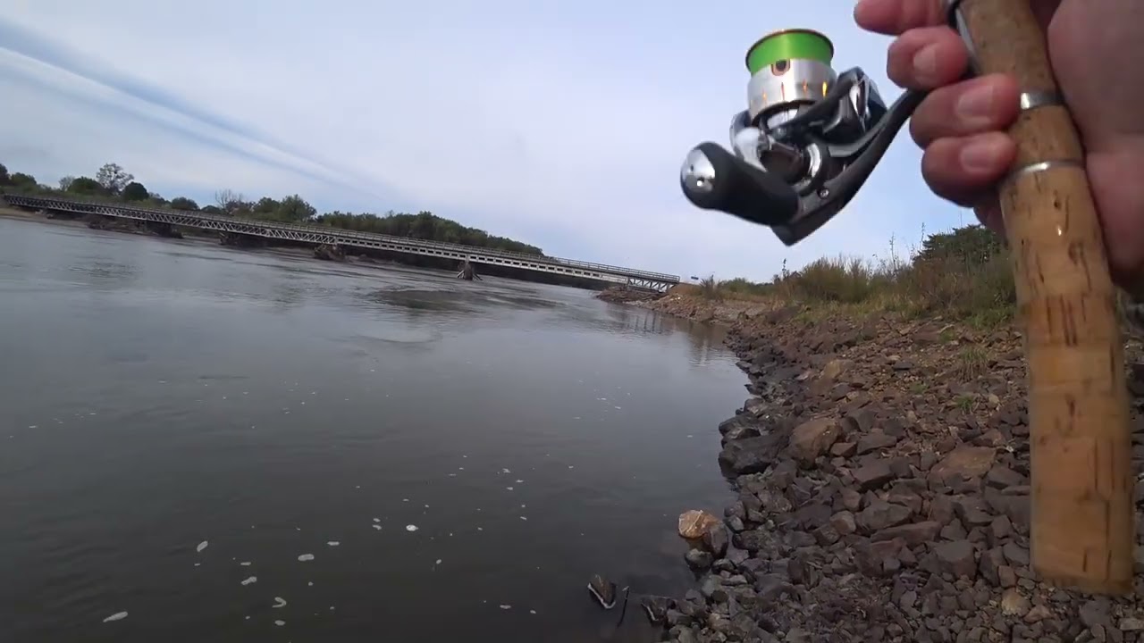 Спиннинг Abu Garcia mass beat 602 XUL 2-5 gr. Ловля осенью Амурского Язя,  и на финише БОНУС!