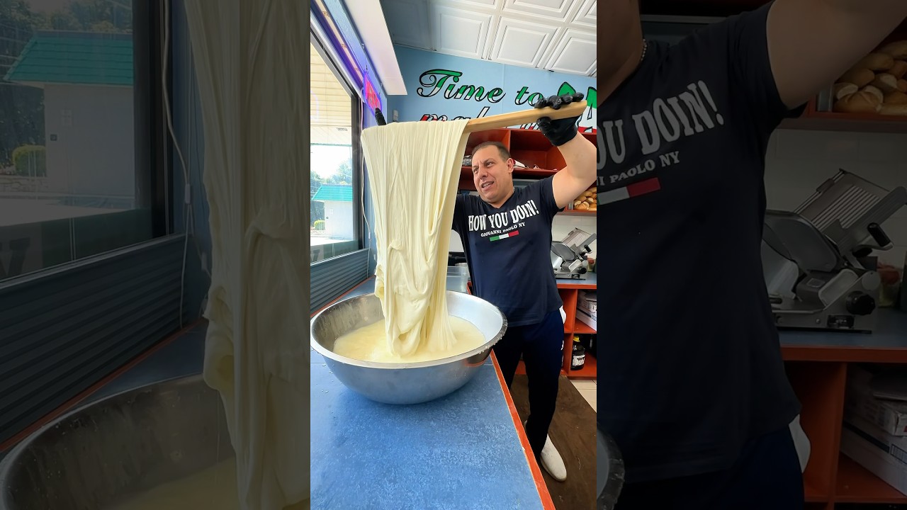 Let&rsquo;s Make Fresh Mozzarella With Giovanni 🇮🇹 #shorts #italianfood #mozzarella #italy