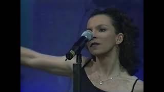 Timbiriche - Besos De Ceniza (El Concierto)