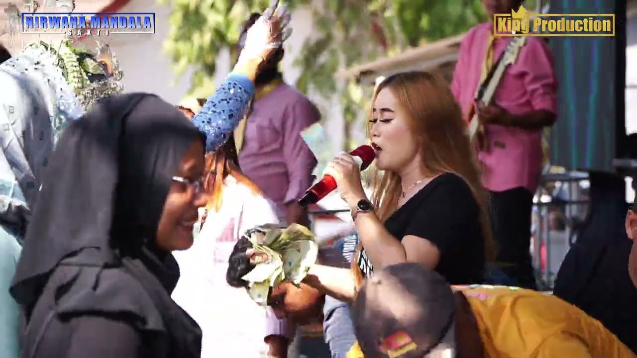 WONG IRENG ELLA SUSANTI SHOW NIRWANA MANDALA SAKTI PESTA HAJAT BPK KARIMAN IBU ROPIKOH BUGISTUA