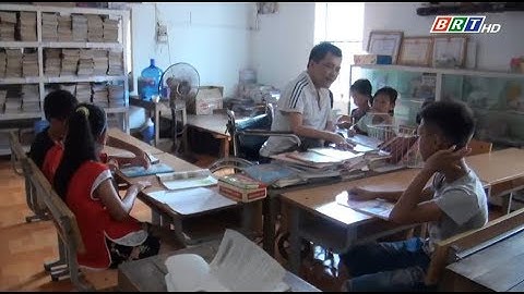 Thư viện và lớp học miễn phí của người thầy khuyết tật